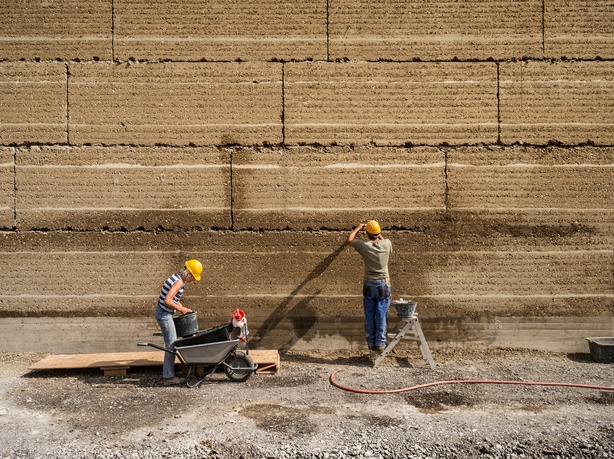 Ricola Kräuterzentrum, Architektur: Herzog & de Meuron, Lehmbau: Lehm Ton Erde Baukunst