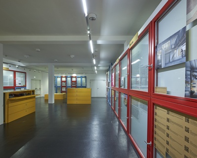 Ausstellugnsansicht "Refuse, Reduce, Re-use, Recycle, Rot" im vai