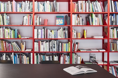 vai Bibliothek | Lesezone I